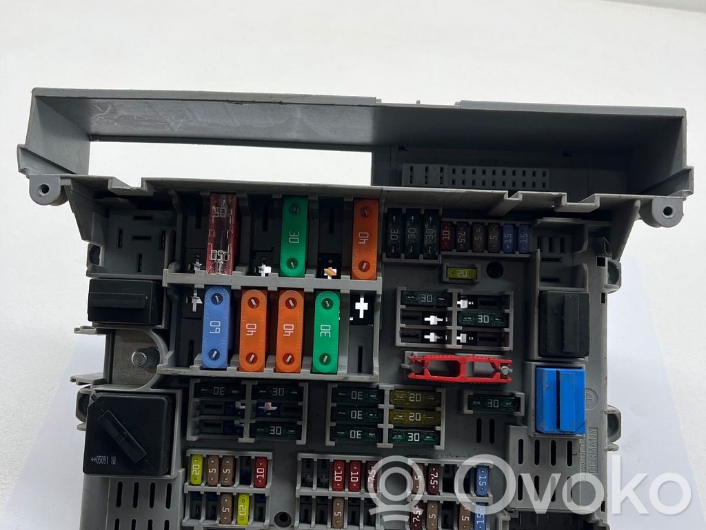 BMW 3 E90 E91 Fuse box set 