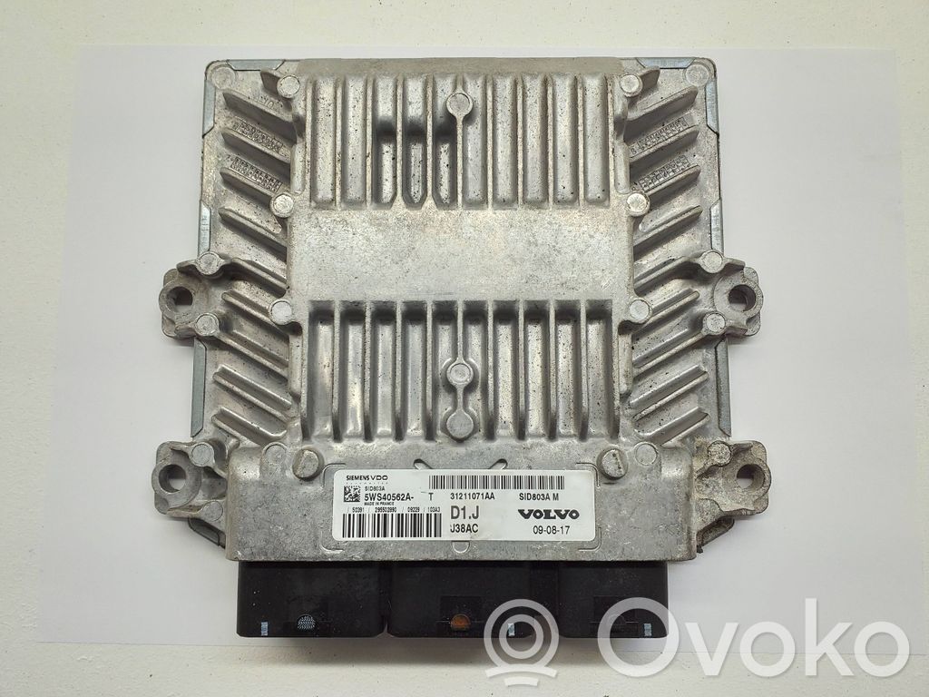 Engine control unit/module   5WS40562A,31211071AA,SID803AM