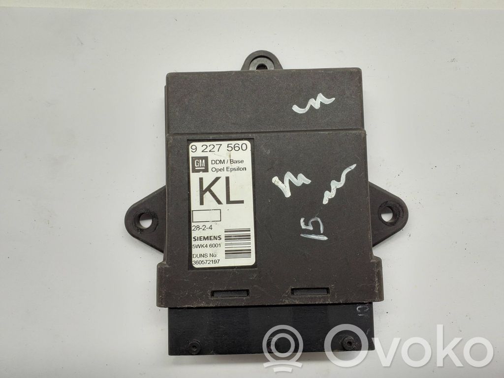 Unité de commande module de porte   9227560