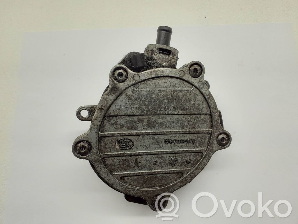 Audi A6 S6 C6 4F Pompe à vide 