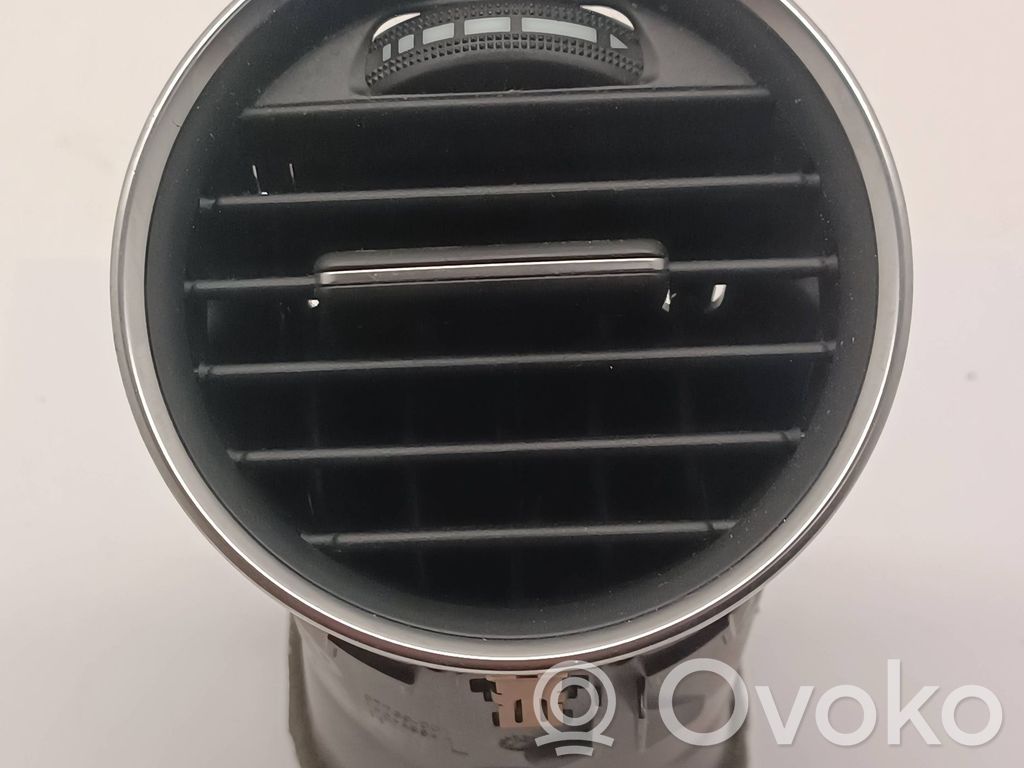 Mercedes-Benz C W204 Boczna kratka nawiewu deski rozdzielczej 