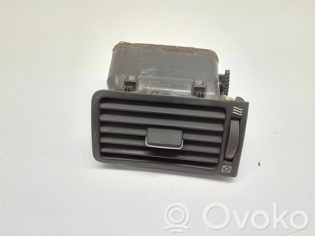 Toyota Avensis T250 Dashboard side air vent grill/cover trim 