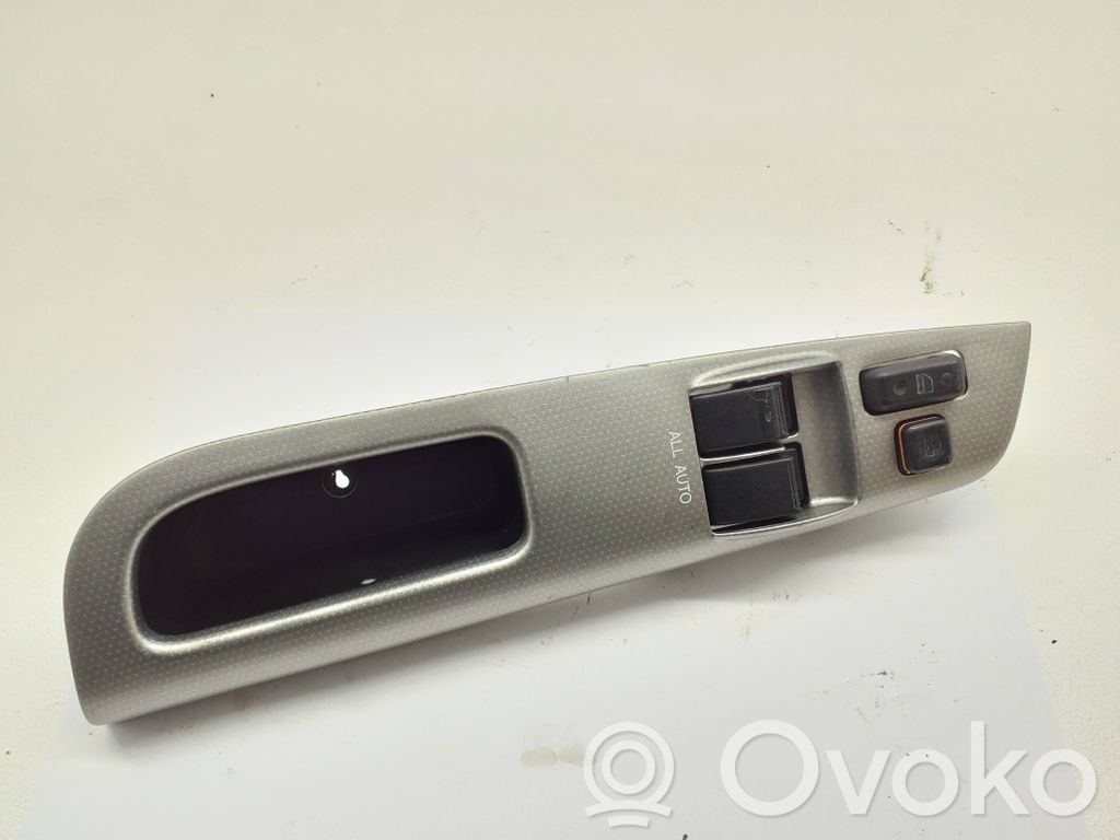 Toyota Corolla E110 Electric window control switch 