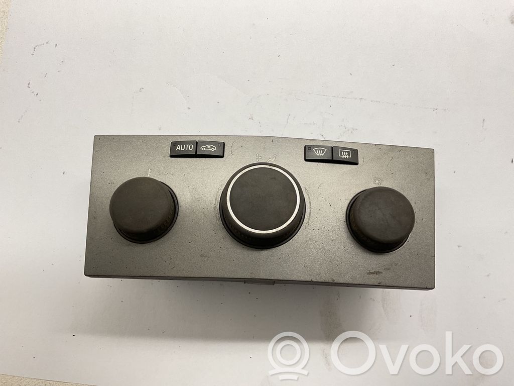 Opel Astra H Panel klimatyzacji 