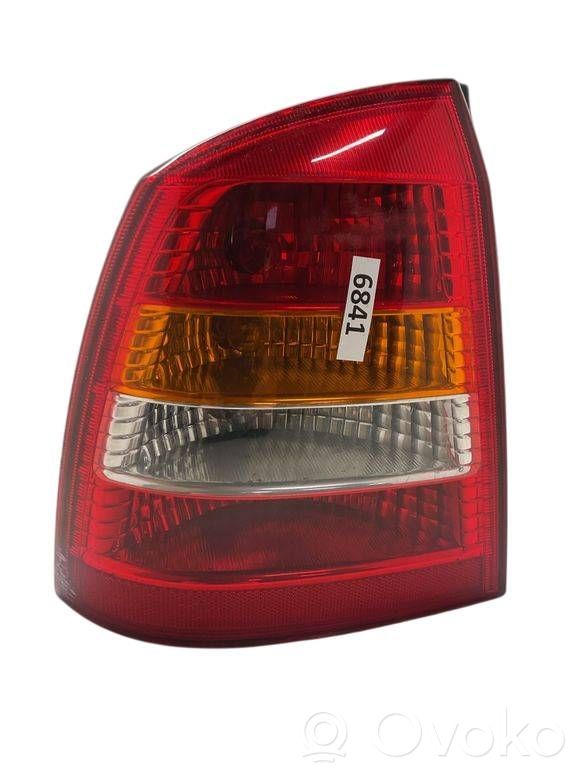 Opel Astra G Aizmugurējais lukturis virsbūvē 