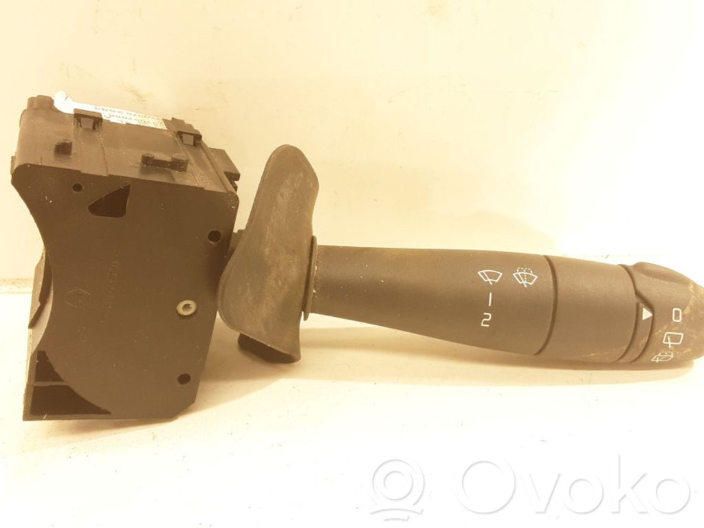 Dacia Sandero Wiper speed switch 