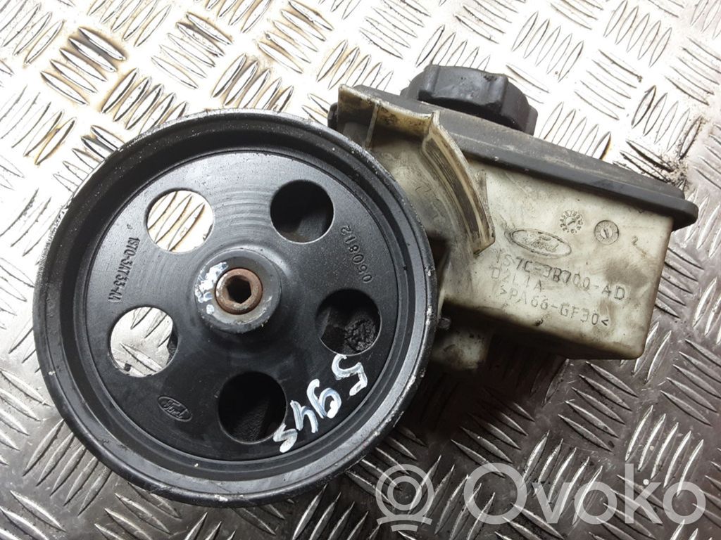 Ford Mondeo Mk III Ohjaustehostimen pumppu 