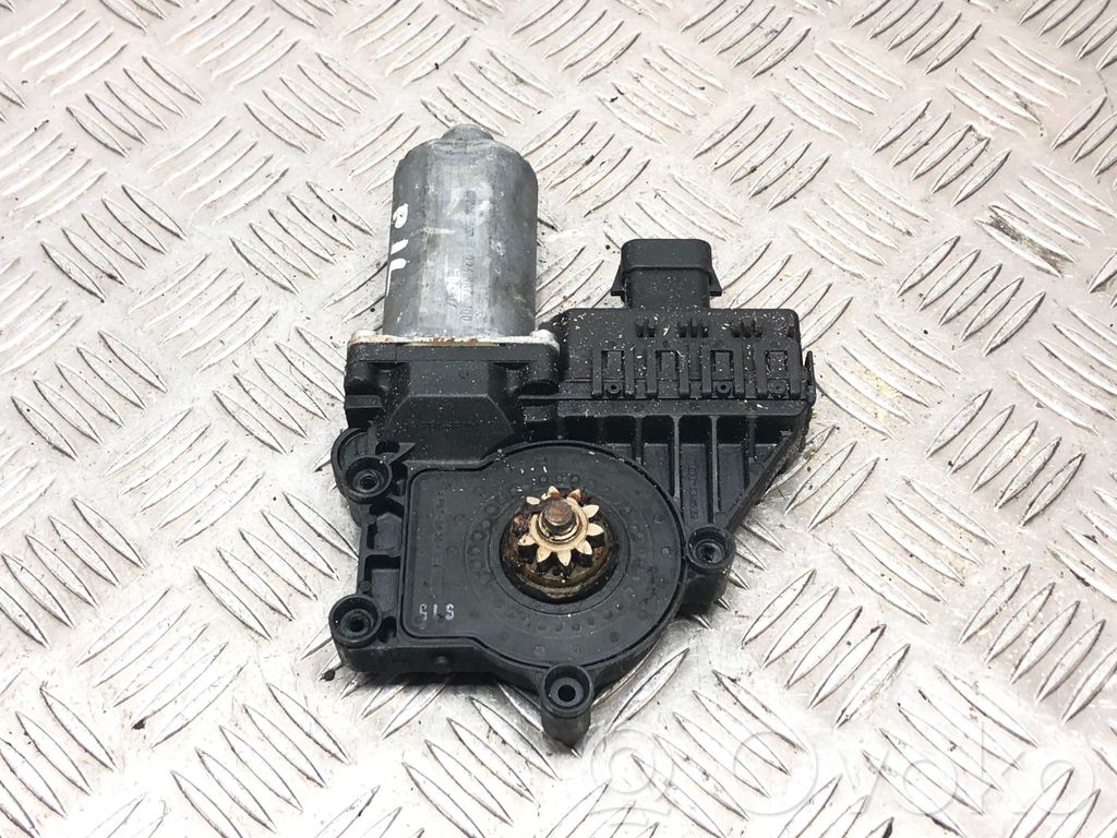 Opel Astra H Silnik regulatora szyby drzwi przednich 