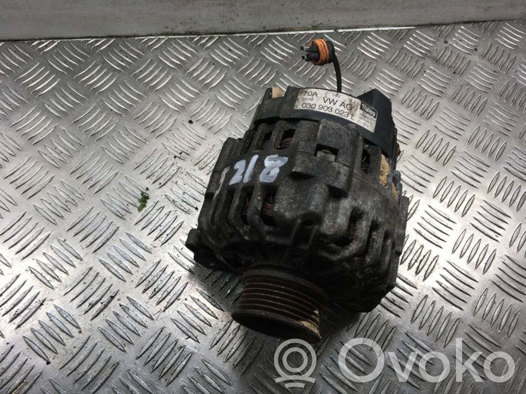 Volkswagen Golf IV Alternator 