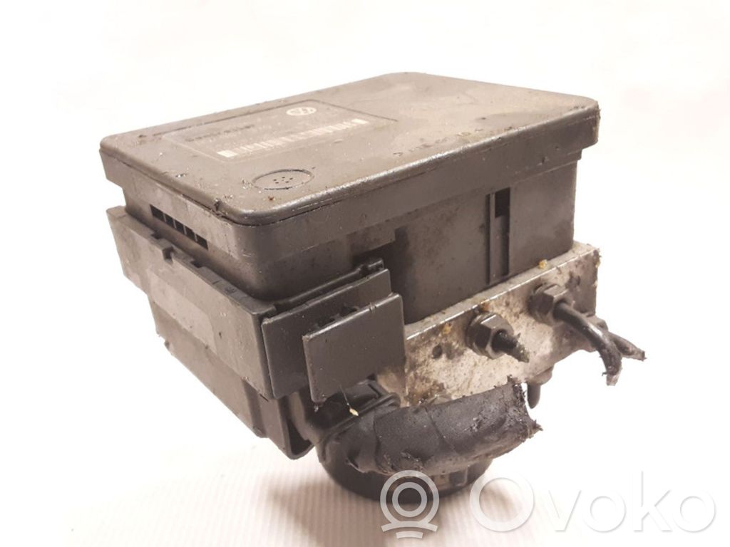 Volkswagen Golf V ABS Pump 