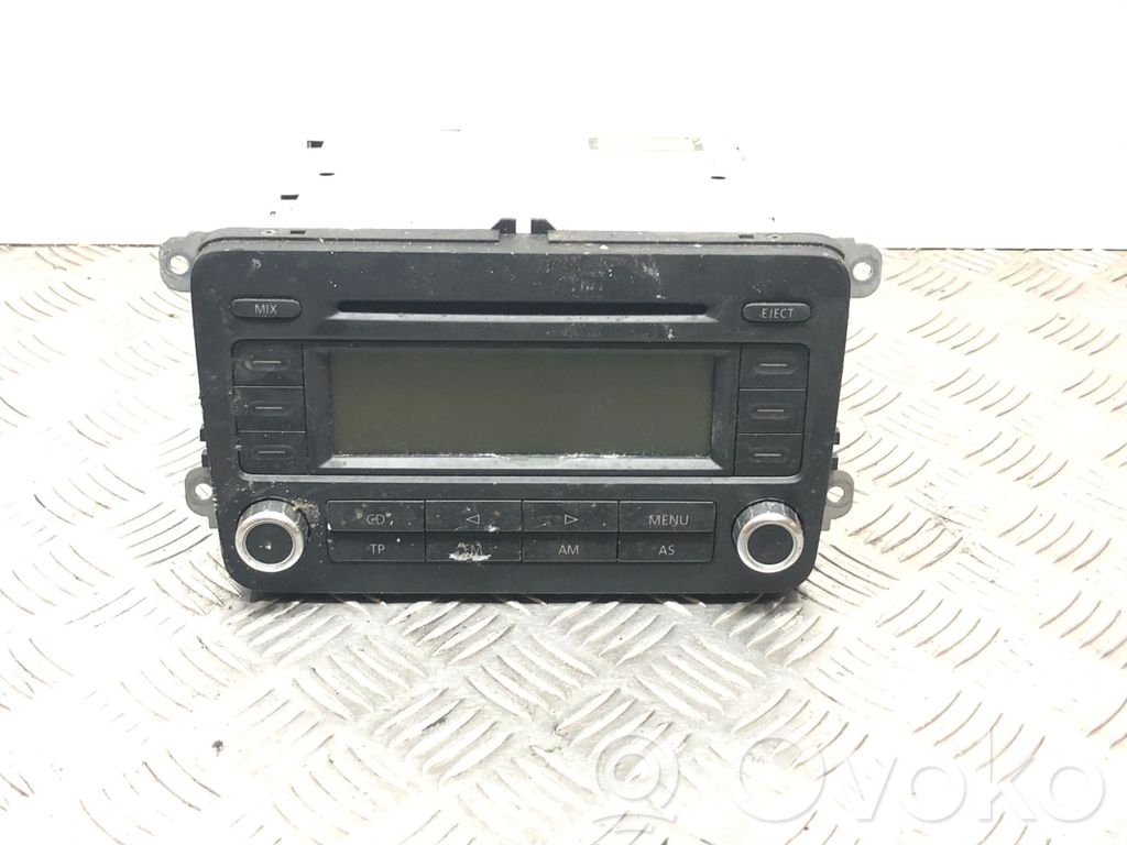 Volkswagen Golf V Radio/CD/DVD/GPS-pääyksikkö 