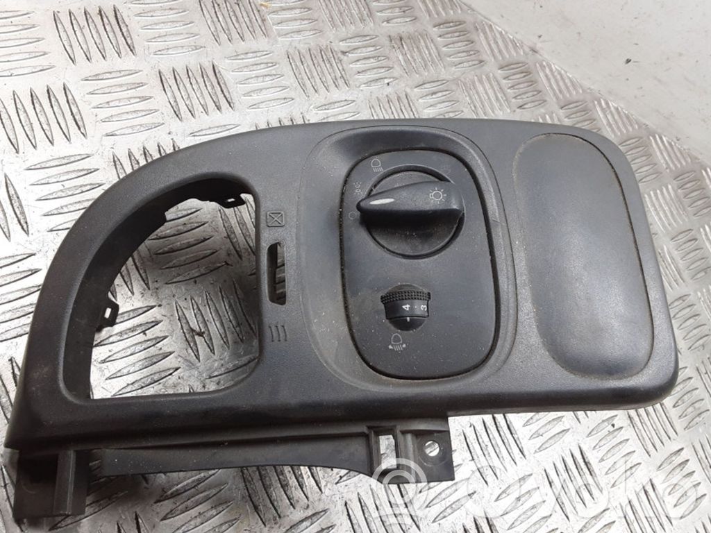 Ford Transit Šoninės oro grotelės 