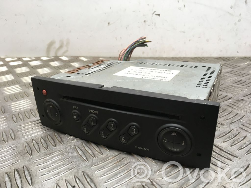 Panel / Radioodtwarzacz CD/DVD/GPS   22DC27762,RN277F50779037