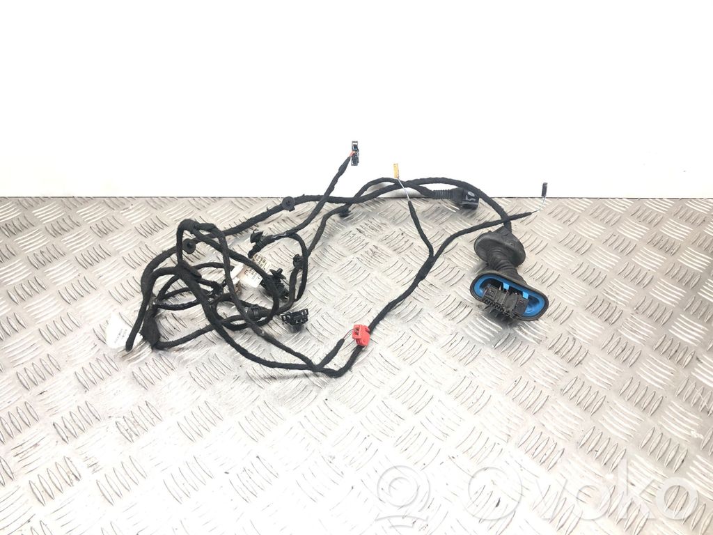 Cableado de puerta trasera   8E0971693B,010766JM,68233020859,8E0971687J