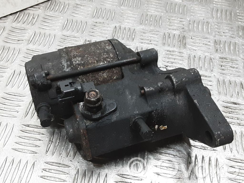 Toyota Corolla E120 E130 Starteris 