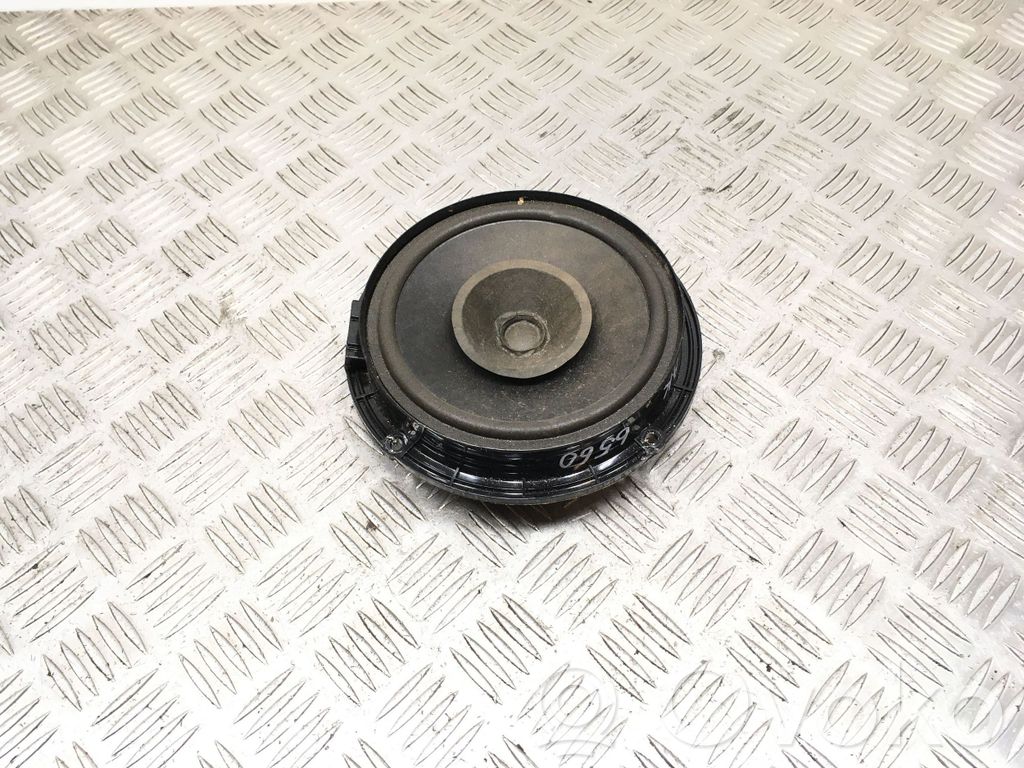 Seat Cordoba (6L) Altavoz de la puerta trasera 