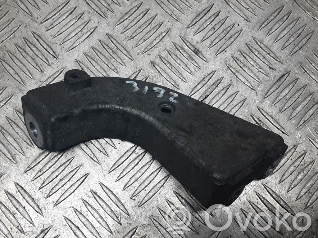Alfa Romeo 147 Engine mounting bracket 