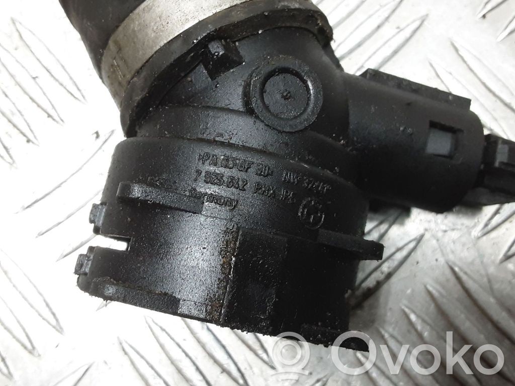 BMW 1 E81 E87 Engine coolant pipe/hose 