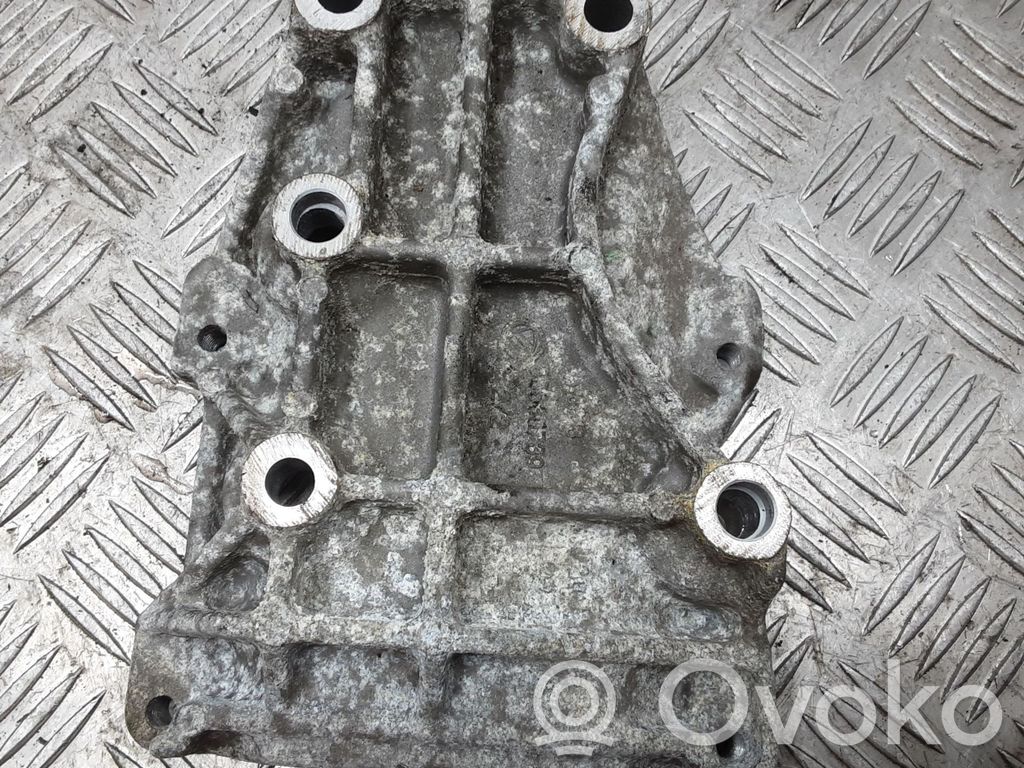 Alfa Romeo 156 Engine mounting bracket 