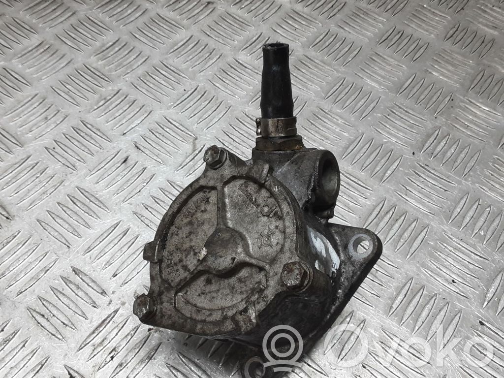 Alfa Romeo 156 Vacuum pump 