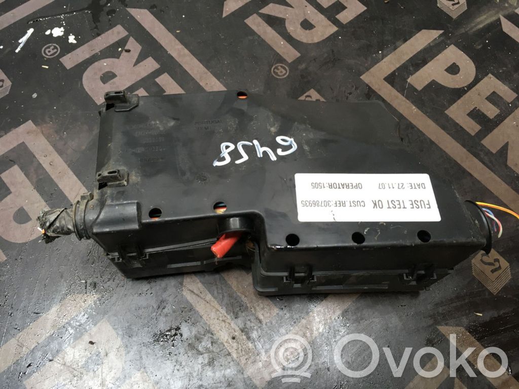 Volvo S40 Módulo de fusible 