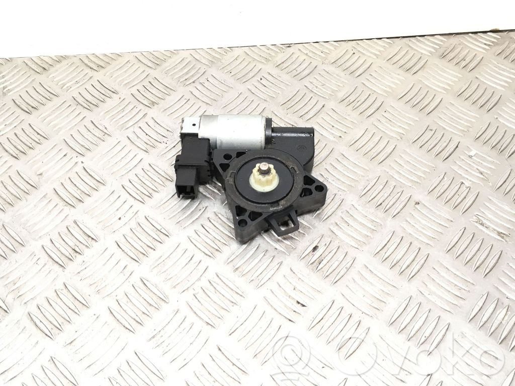 Mazda 5 Silnik regulatora szyby drzwi przednich 