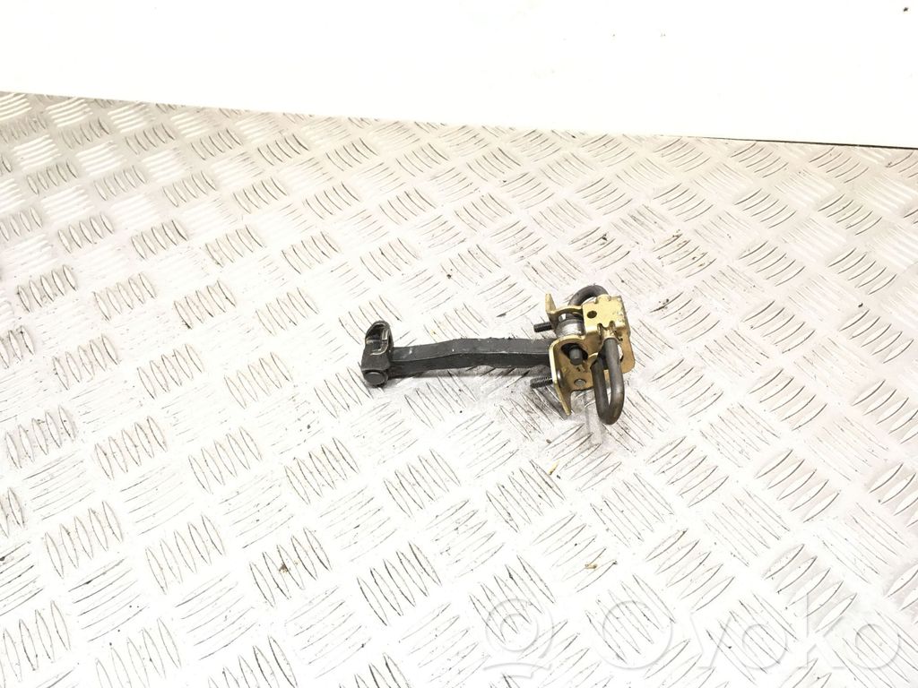 Volvo S80 Etuoven pidätin 
