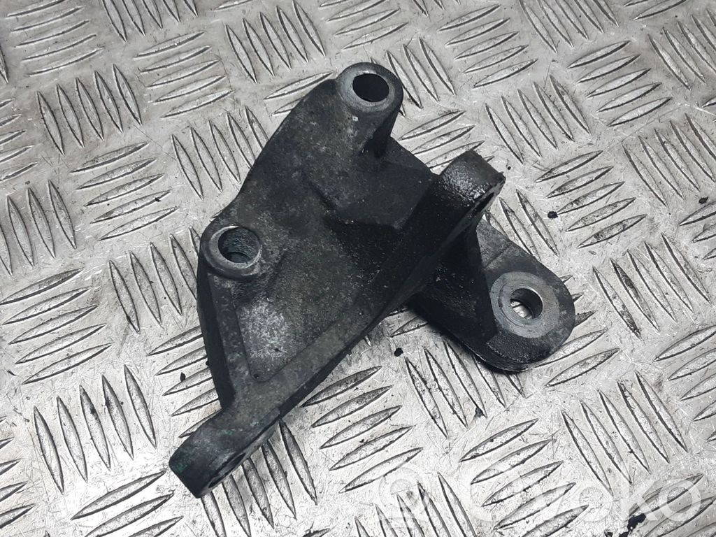 Ford Transit Engine mounting bracket 