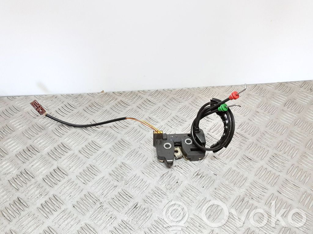 Ford Fiesta Tailgate/trunk/boot lock/catch/latch 