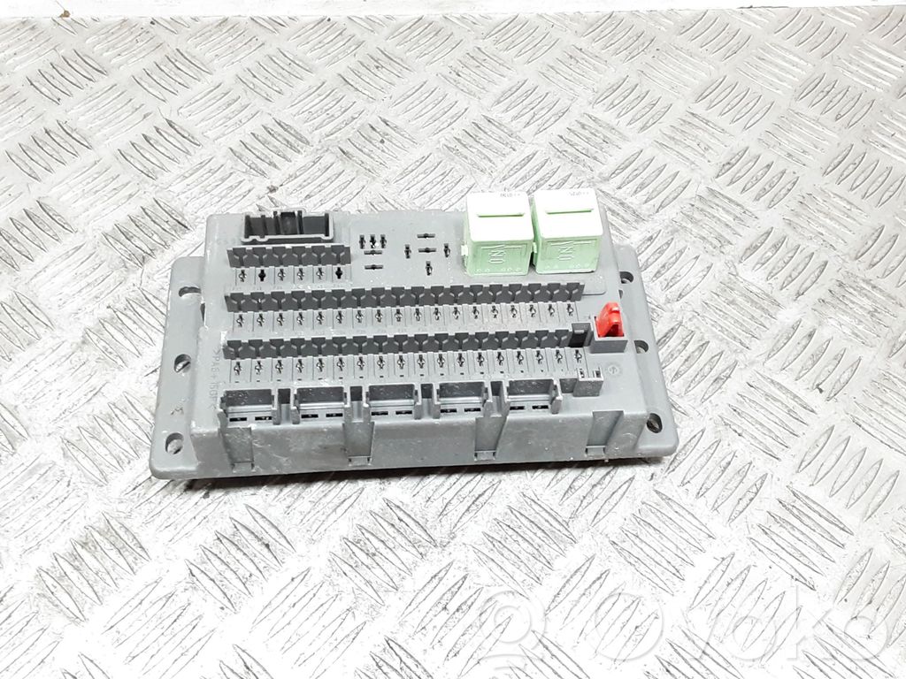 Mini One - Cooper R50 - 53 Fuse module 