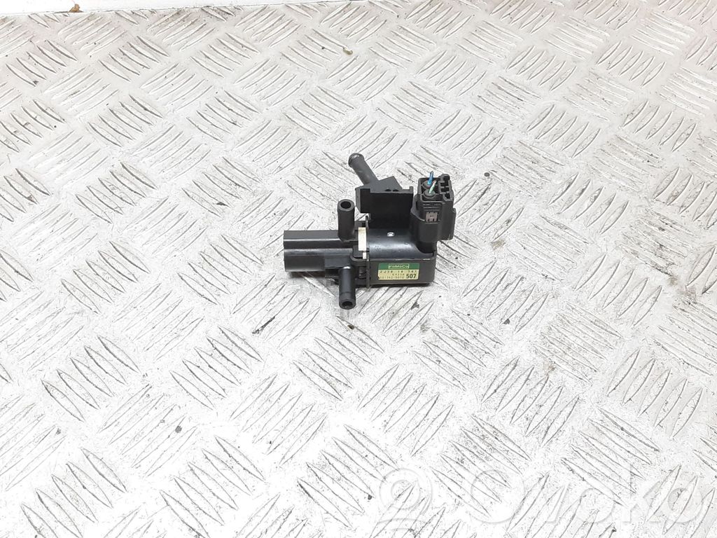 Mazda Demio Vacuum valve 