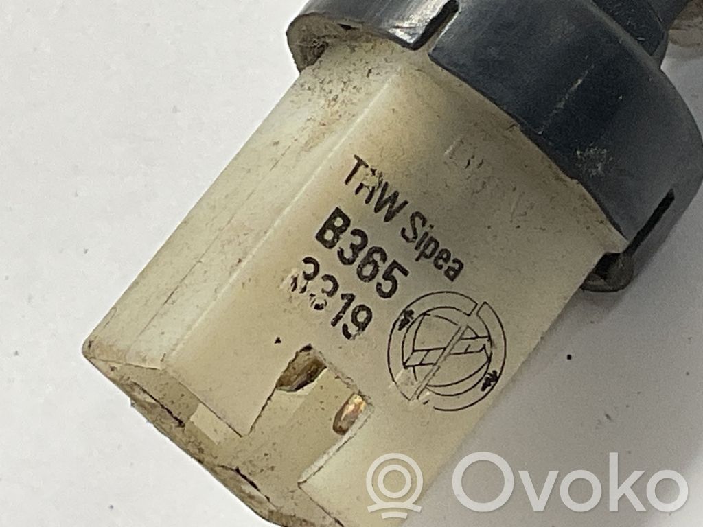 Iveco Daily 4th gen Interruptor sensor del pedal de freno 