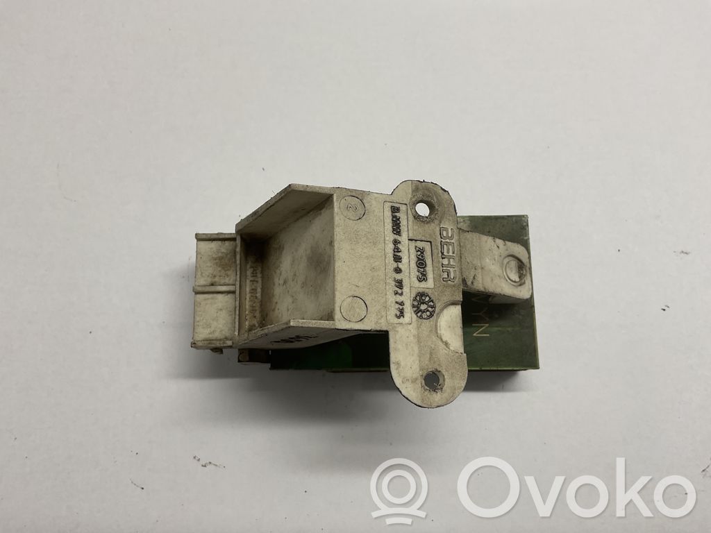 BMW 3 E46 Heizungslüfter Regler Widerstand 