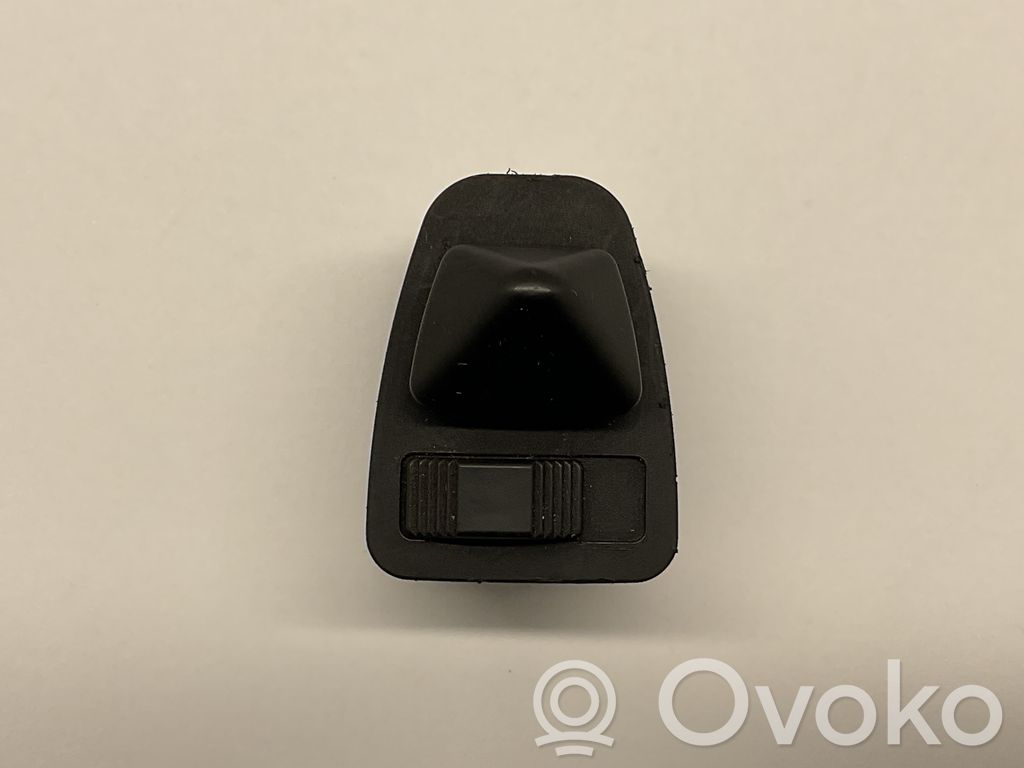Wing mirror switch   8373691,03200500,069889
