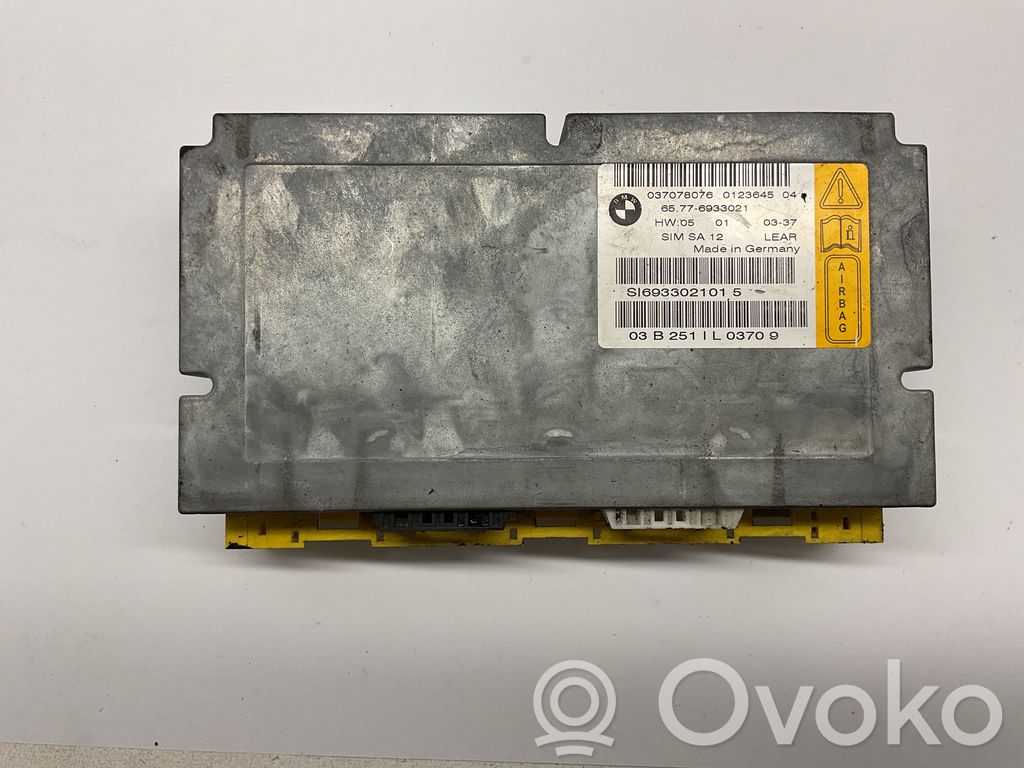 Module de contrôle airbag   037078076,6933021