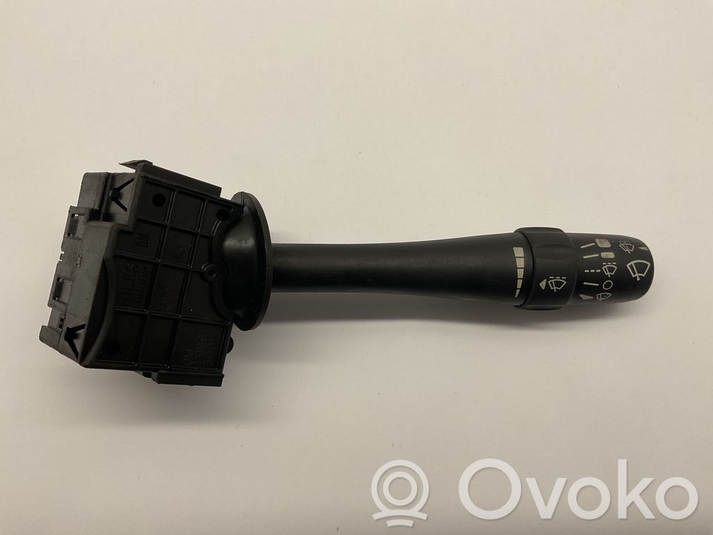 Cadillac CTS Wiper control stalk 