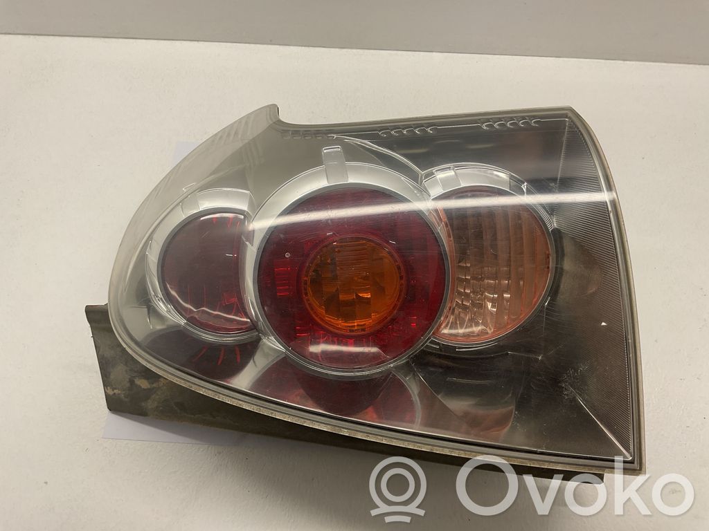 Toyota Corolla Verso AR10 Takavalot 