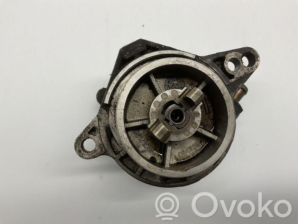 Vacuum pump   96110886