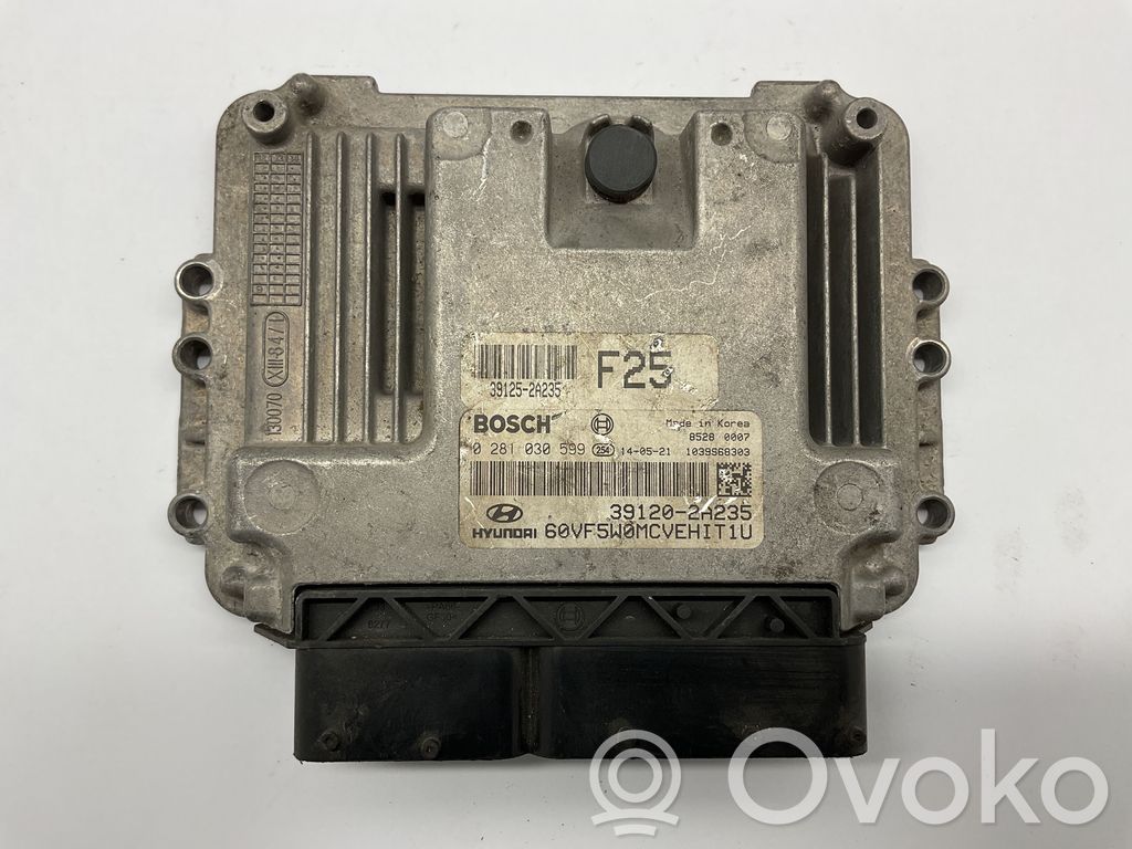 Hyundai i40 Engine control unit/module 