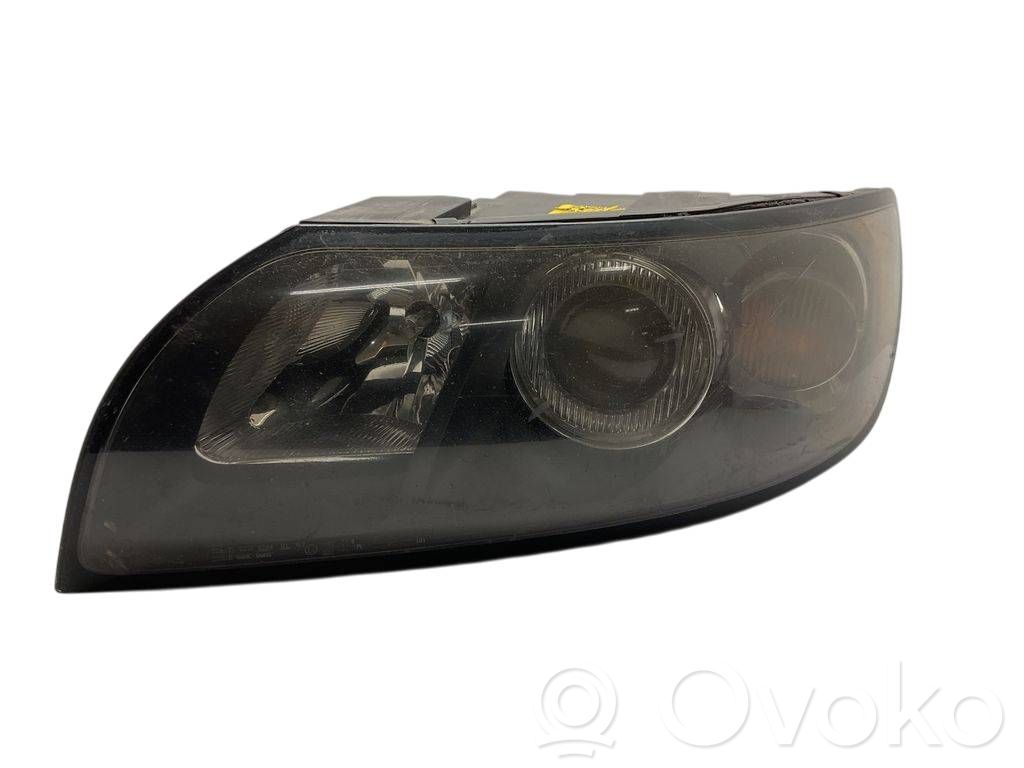 Volvo V50 Lampa przednia 