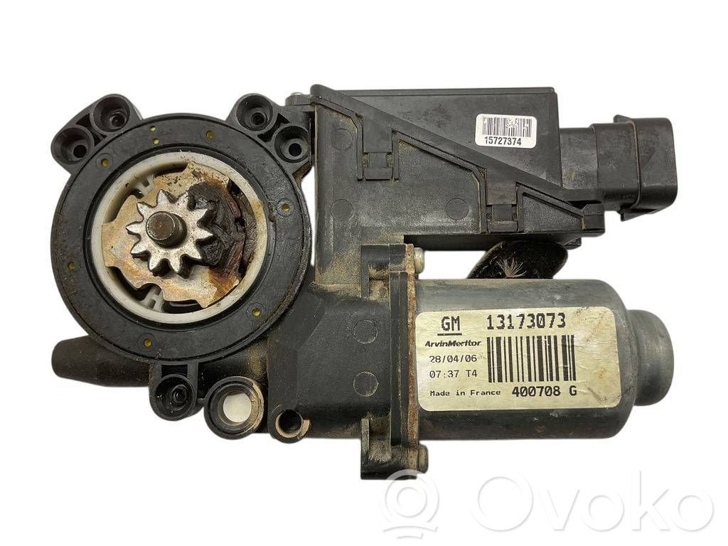 Opel Corsa C Elektryczny podnośnik szyby drzwi przednich 