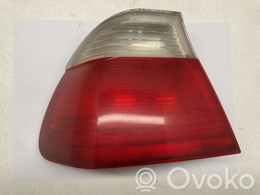 BMW 3 E46 Galinis žibintas kėbule 