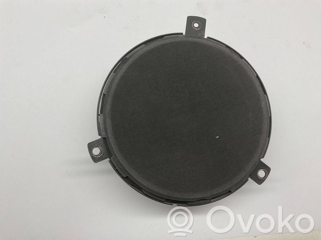 Jeep Cherokee III KJ Sound amplifier 