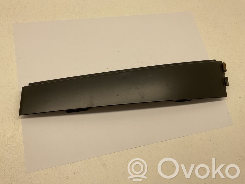 Volkswagen PASSAT B6 Rear door glass trim molding 