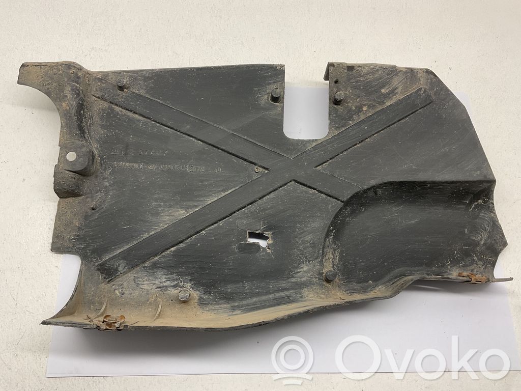 Renault Trafic II (X83) Engine splash shield/under tray 