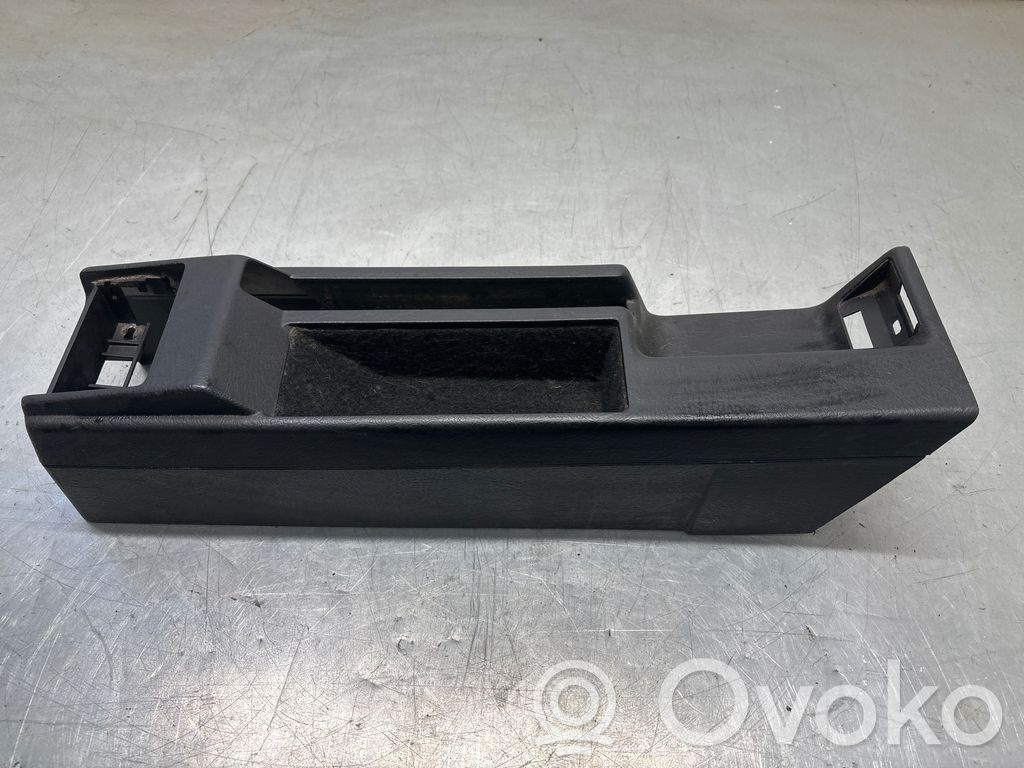 Audi 80 90 B3 Centrinė konsolė 