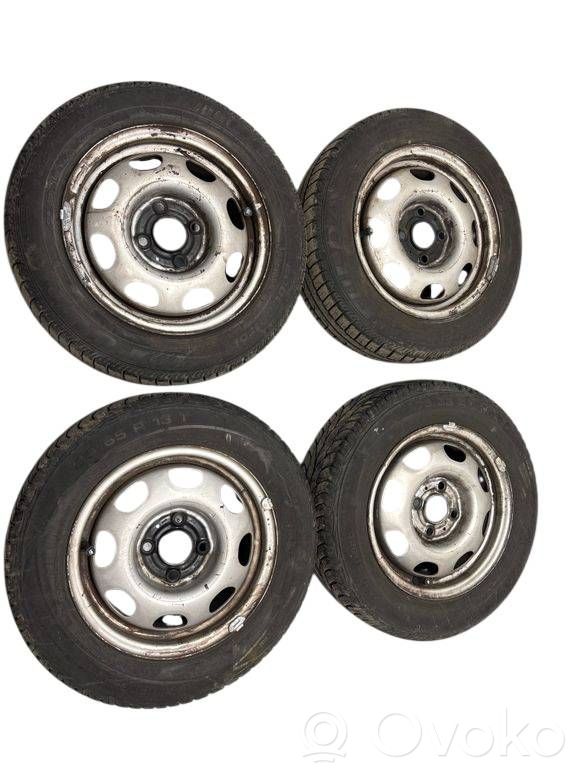 Volkswagen Polo III 6N 6N2 6NF R13 metāla disks (-i) 