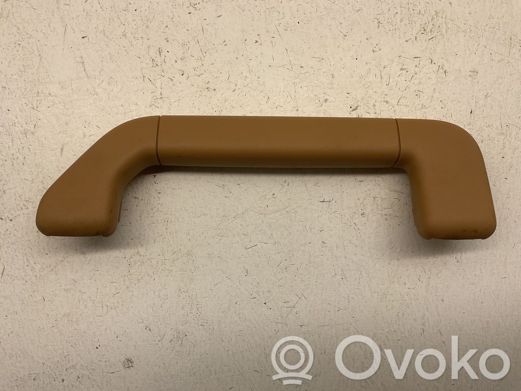 Tie down hook / loop   7L0857608A