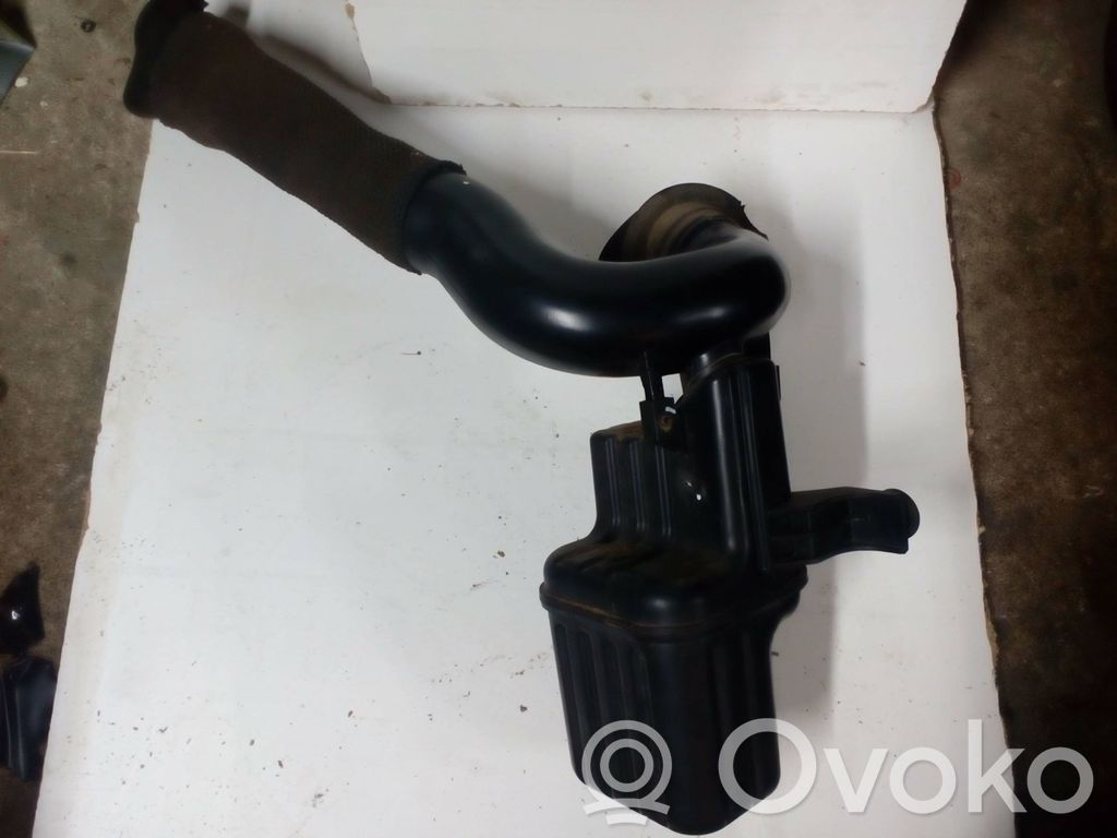 Opel Antara Rezonator admisie 