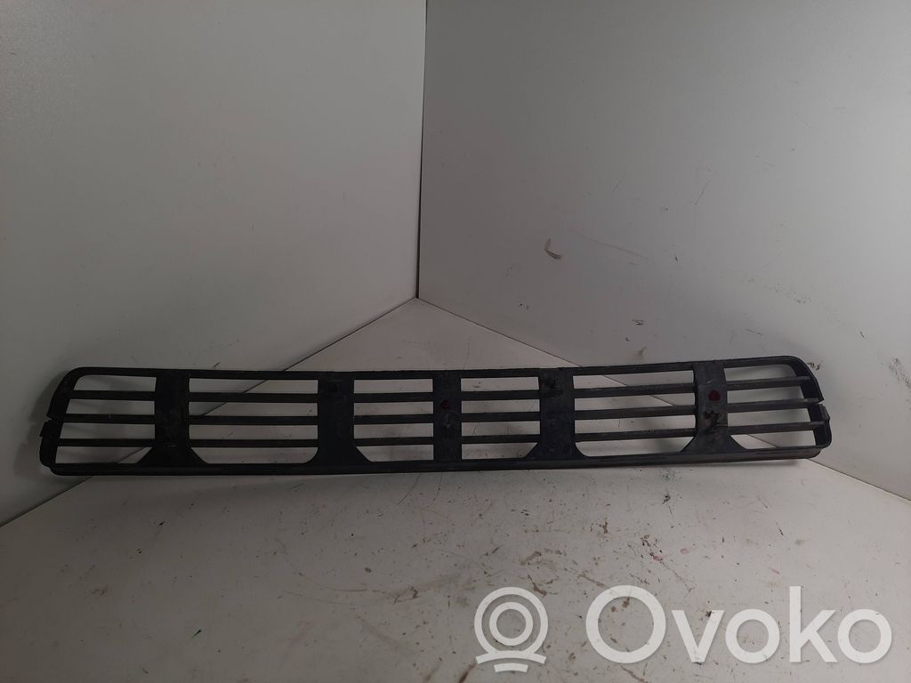 Audi A4 S4 B5 8D Front bumper lower grill 